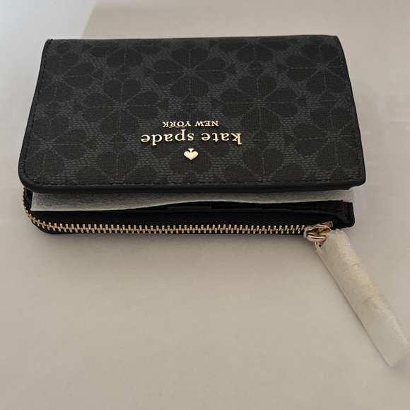 Kate Spade Black Floral Pattern Wallet - Picture 6 of 11